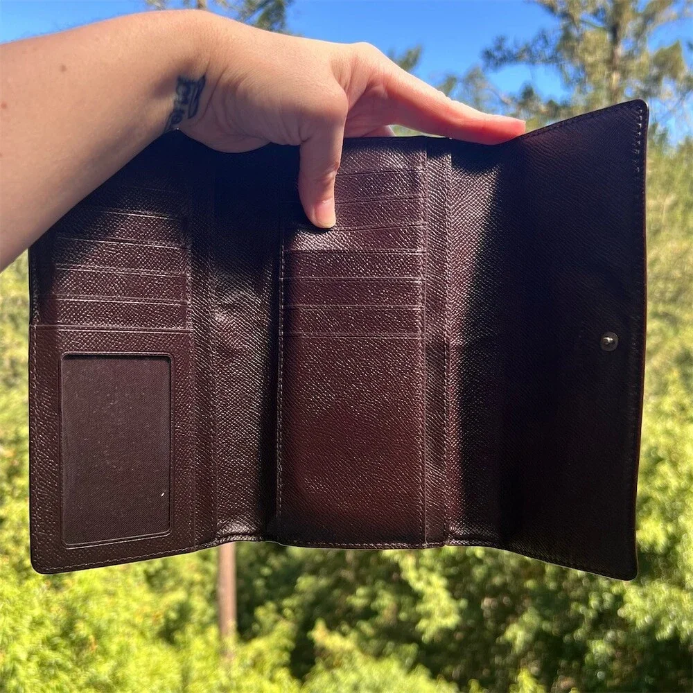 VINTAGE COACH Metallic Burgundy Crossgrain Leather Trifold Wallet AUTHENTIC